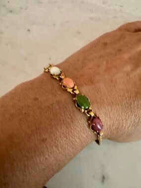 Delicate Gold-Plated Multicolor Stone Bracelet - White, Pink, Green, Purple